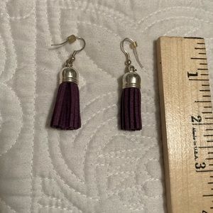 TRENDY TASSEL PURPLE EARRINGS WITH SILVER ACCENTS. GUC.
